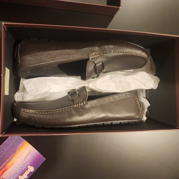 Bruno Magli Xavier Leather Driver Shoe and wooden shoe trees  Brand New